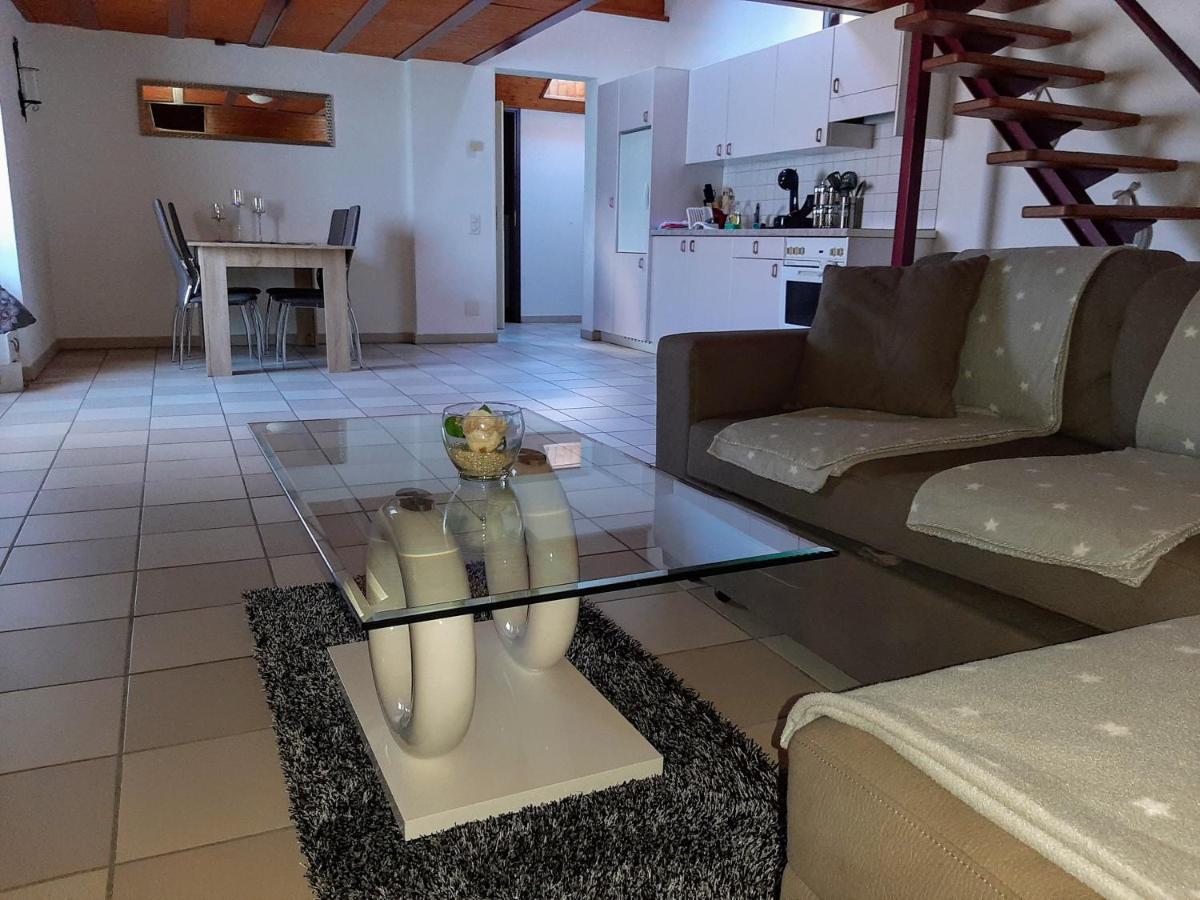 Holidays Homes Il Folletto Quartino Zewnętrze zdjęcie