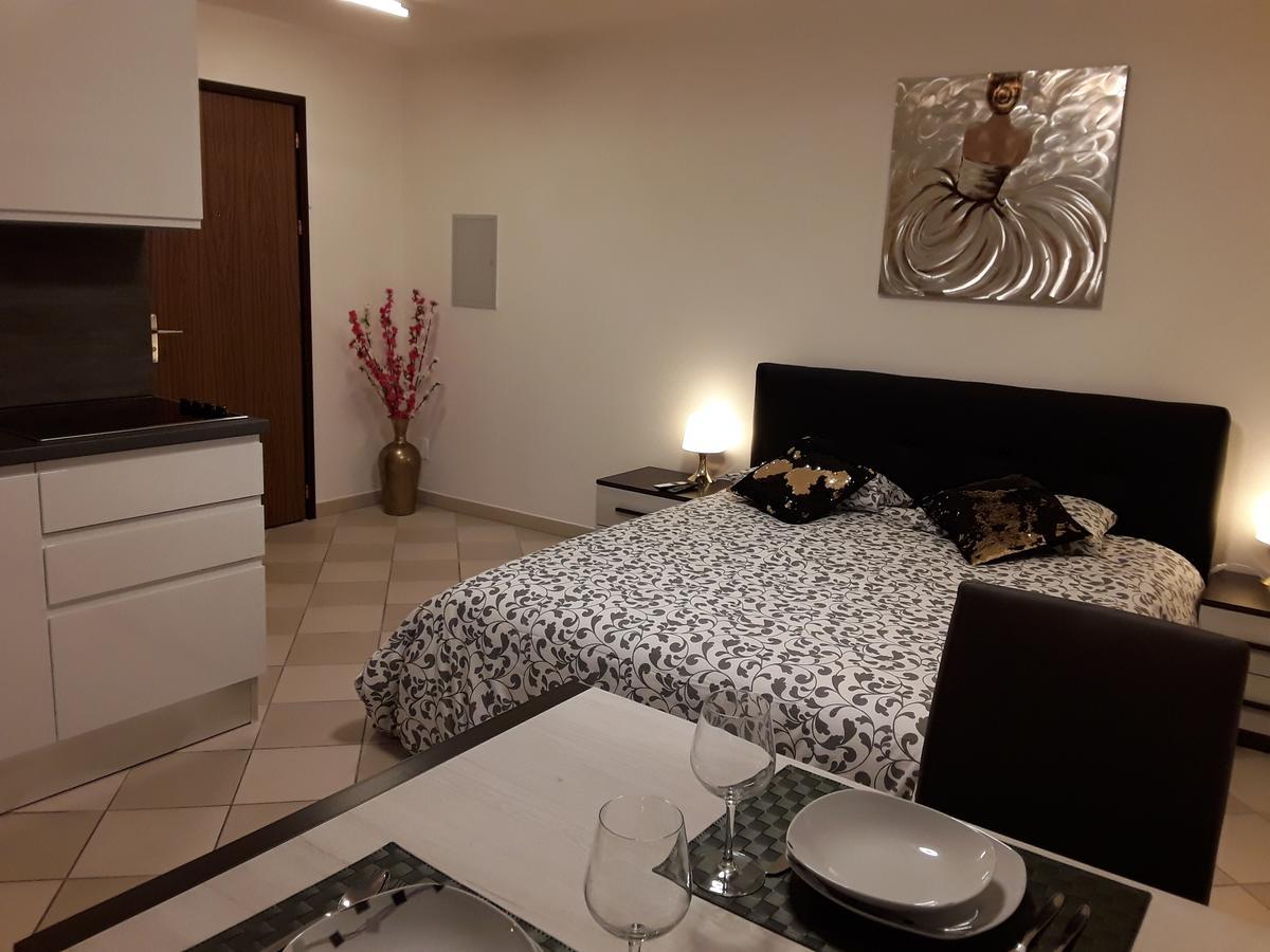 Holidays Homes Il Folletto Quartino Zewnętrze zdjęcie