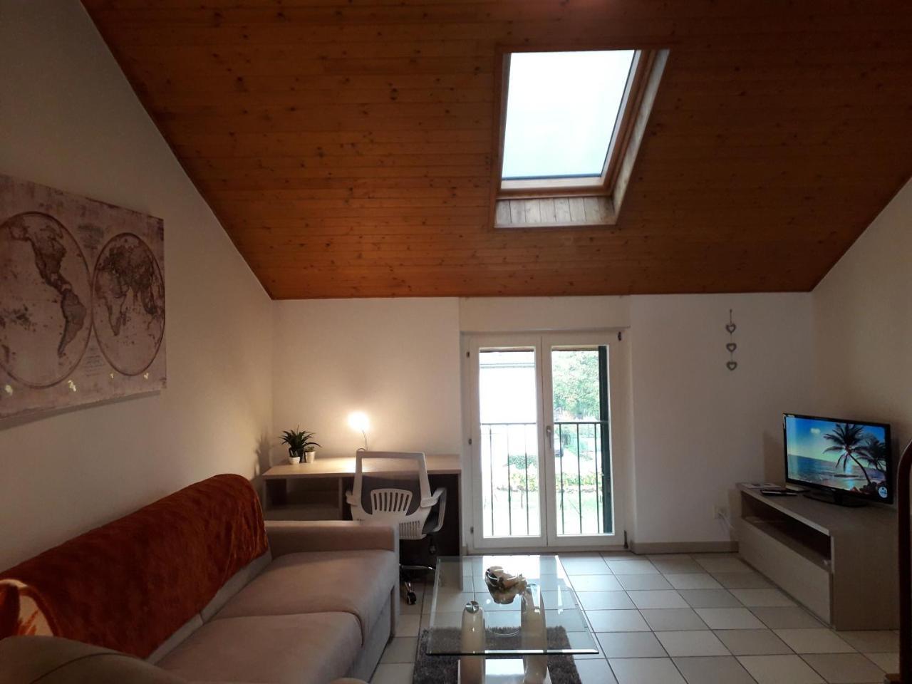 Holidays Homes Il Folletto Quartino Zewnętrze zdjęcie